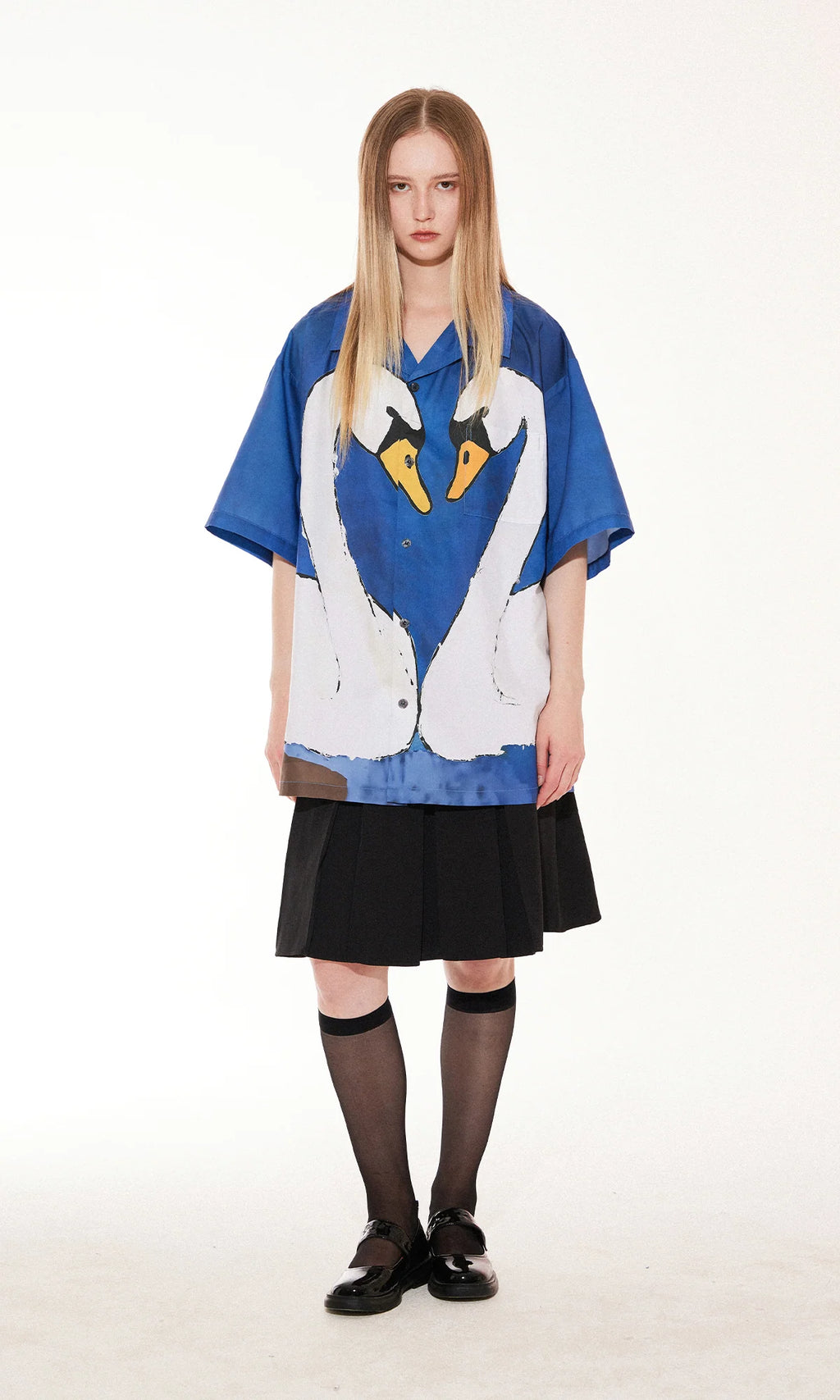Cartoon Swan Graphic Shirt