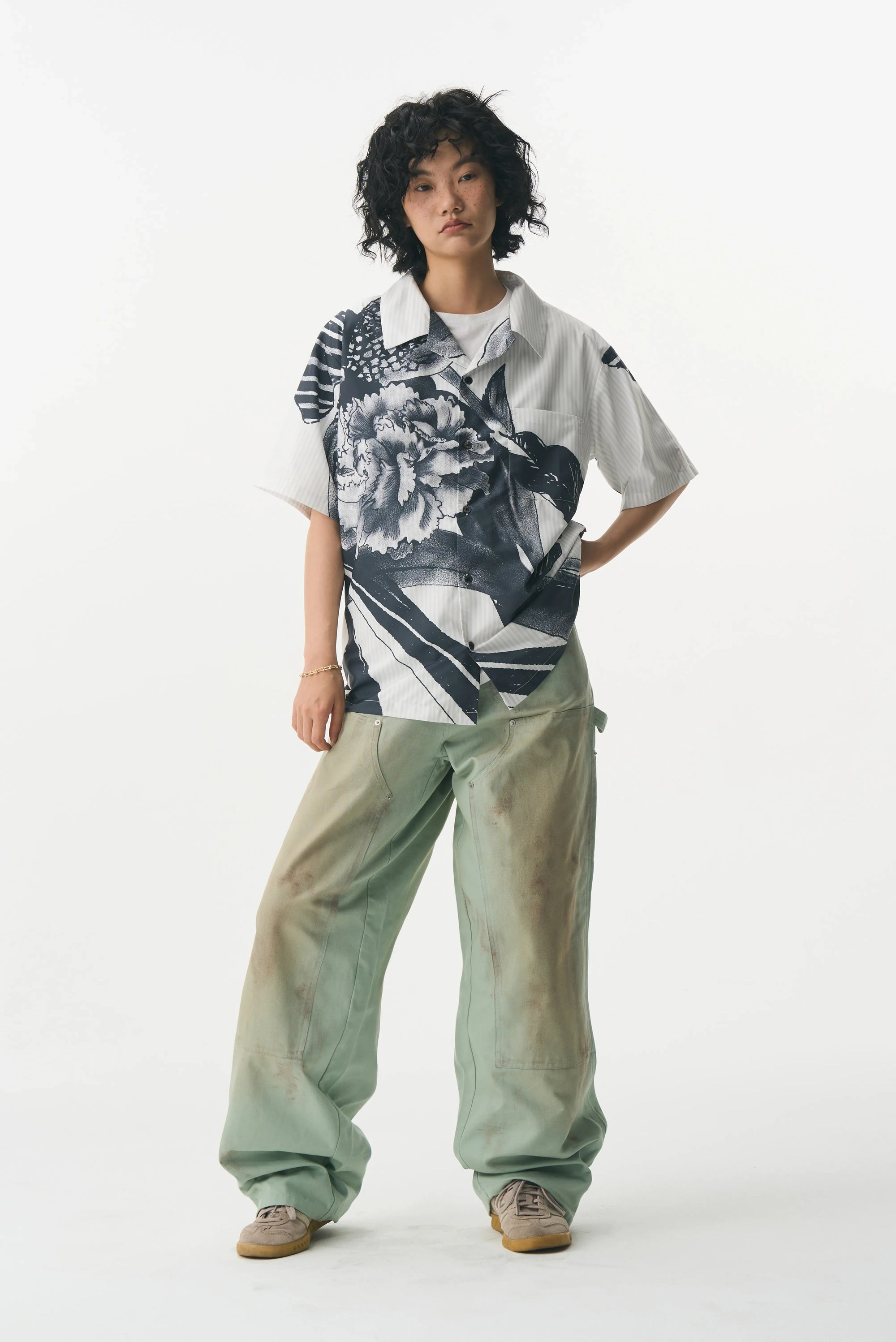 Sketch Flower Graphic Shirt