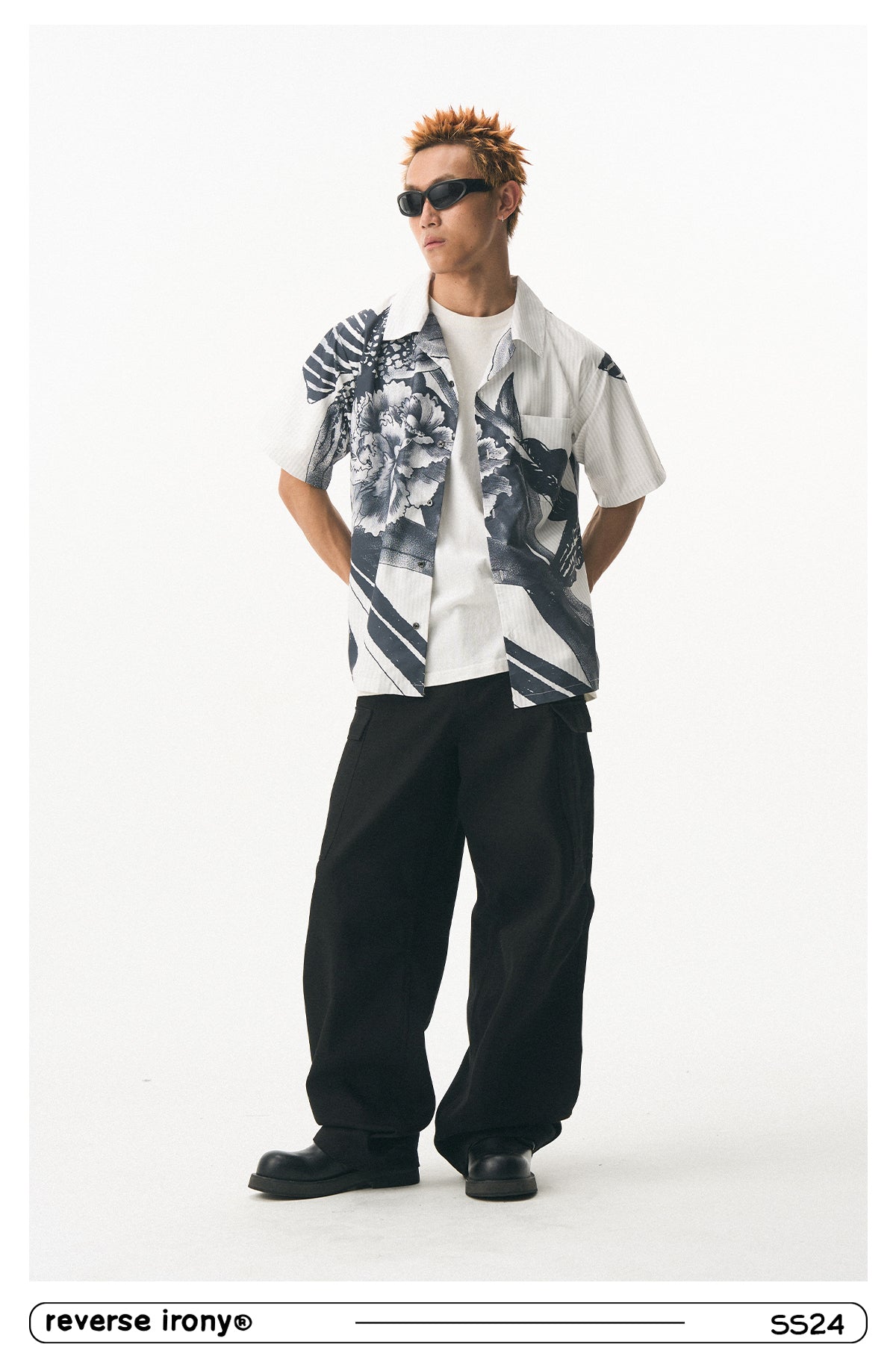 Sketch Flower Graphic Shirt