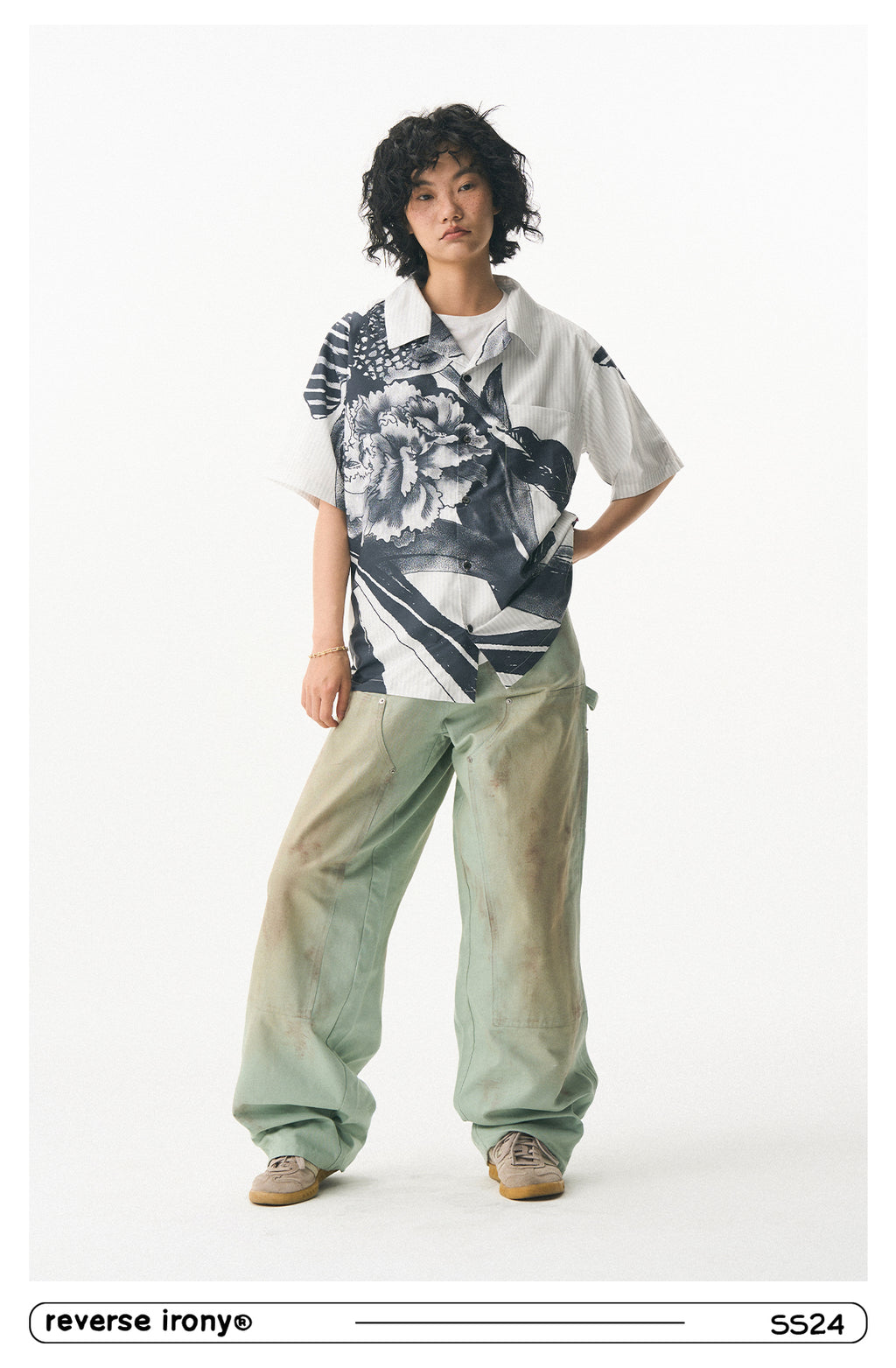 Sketch Flower Graphic Shirt