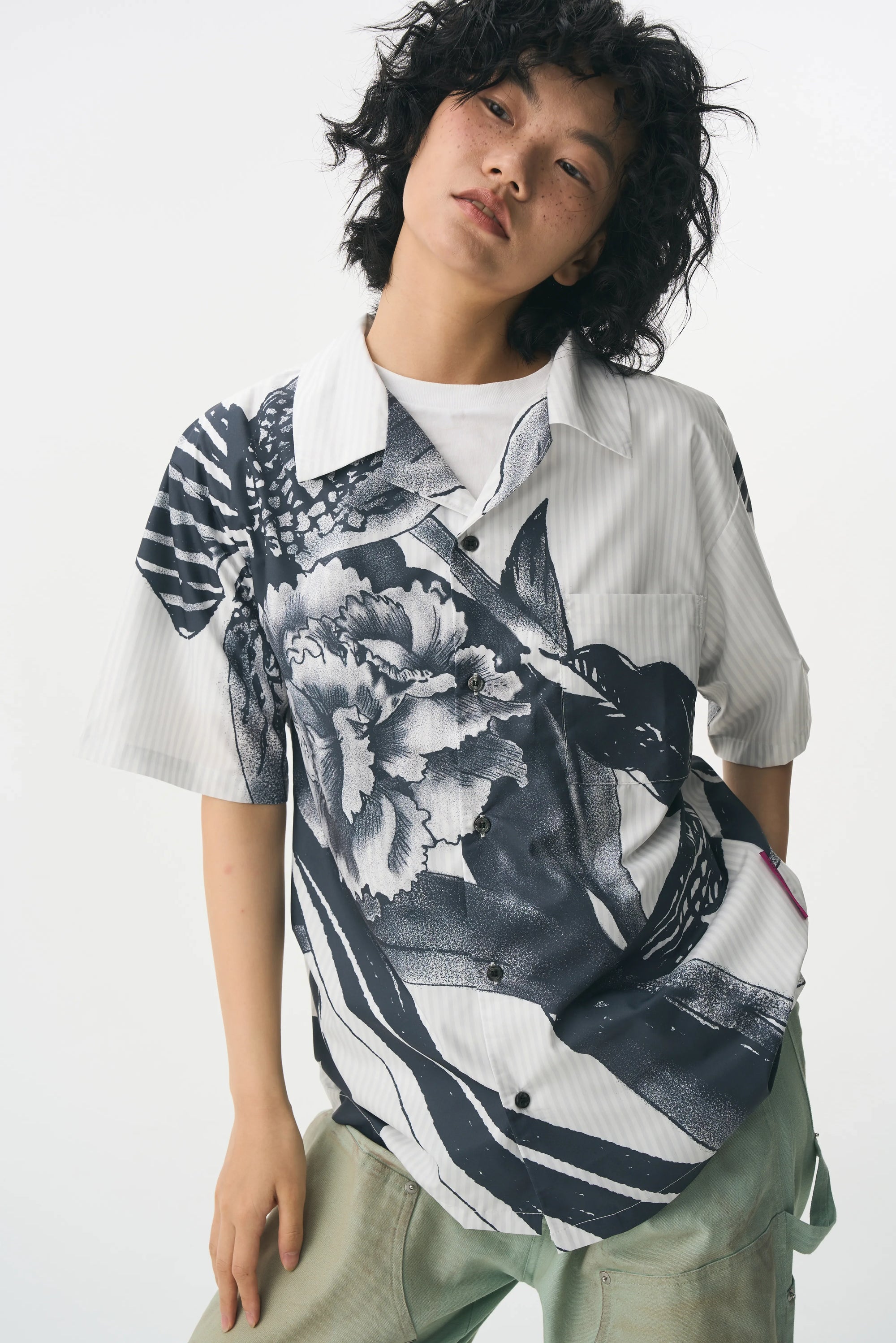 Sketch Flower Graphic Shirt