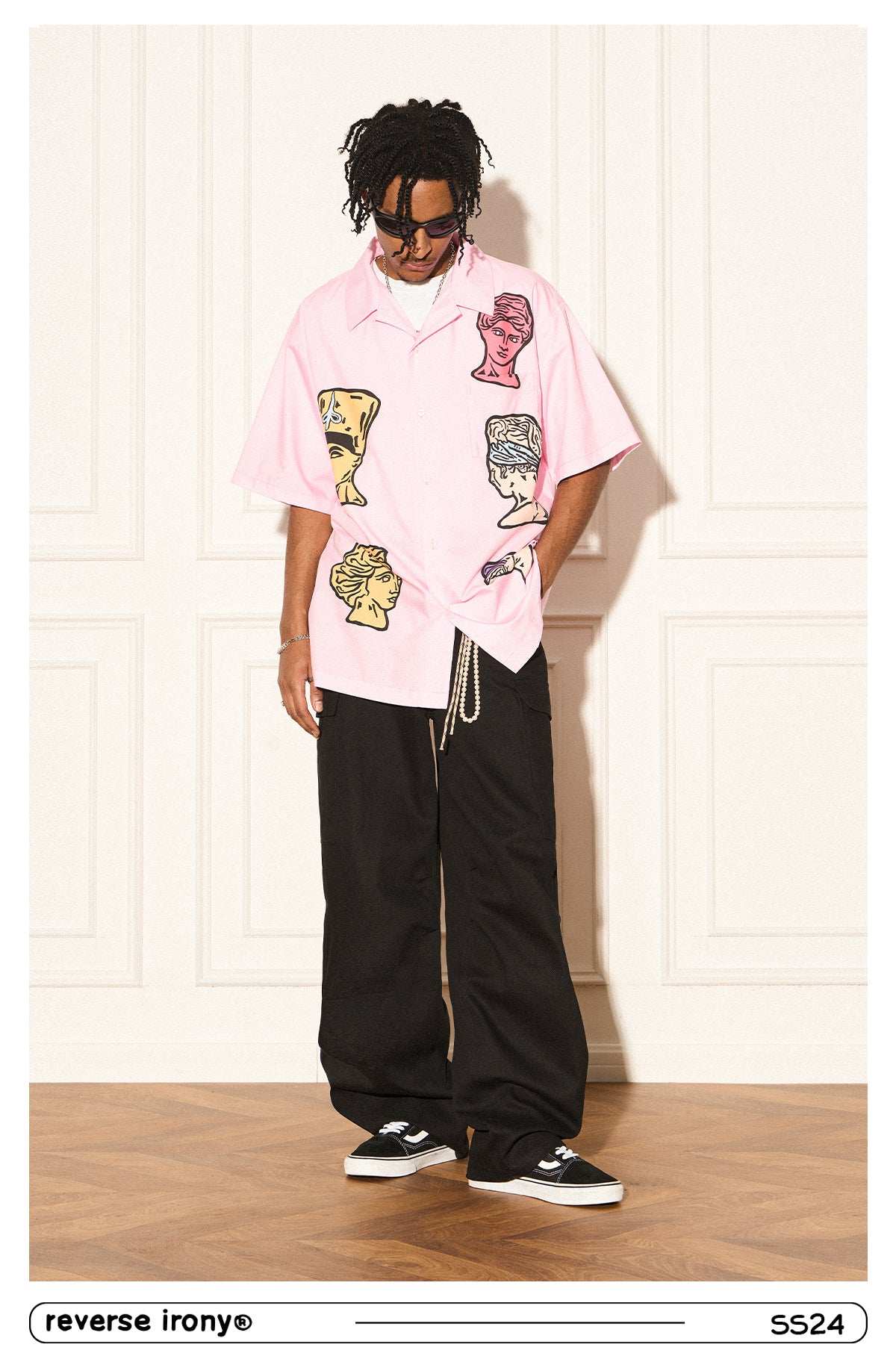 Roman Bust Graphic Shirt - Empty Reference