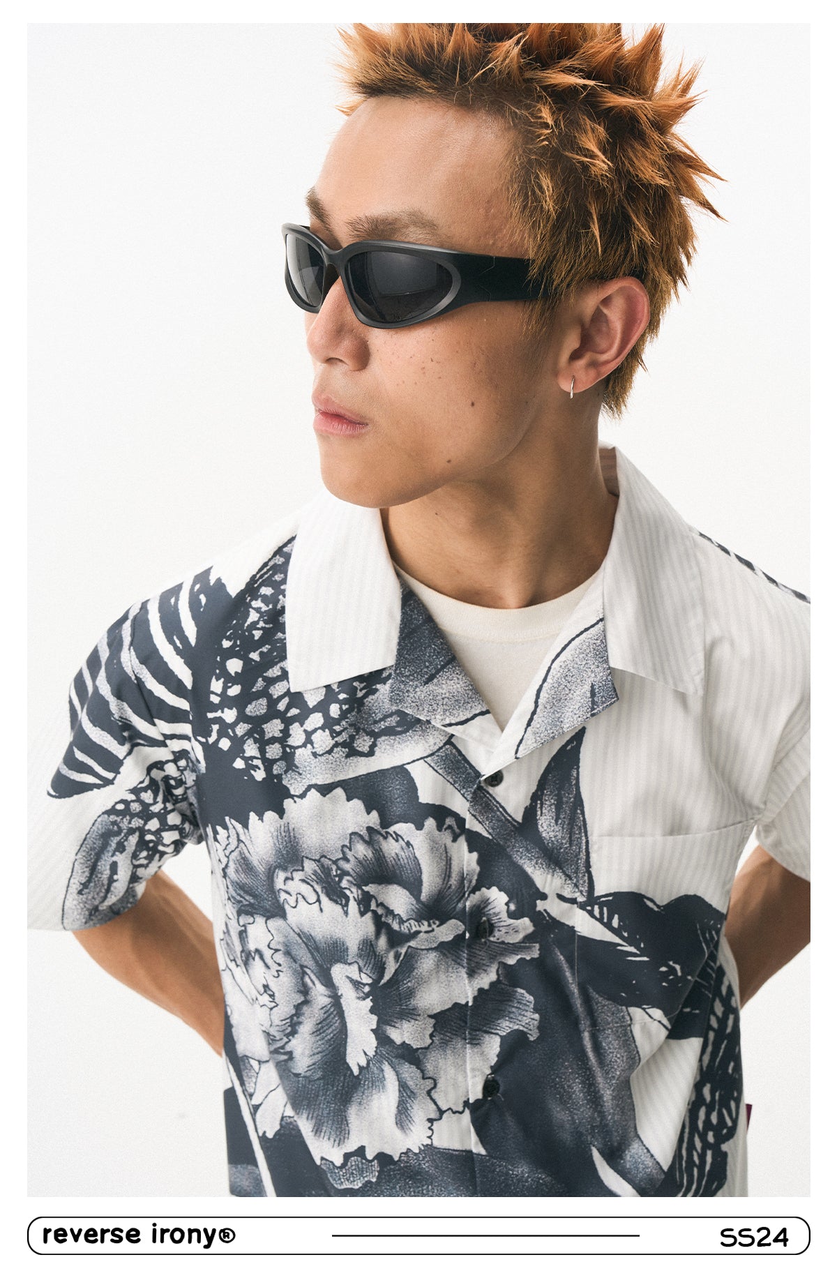 Sketch Flower Graphic Shirt