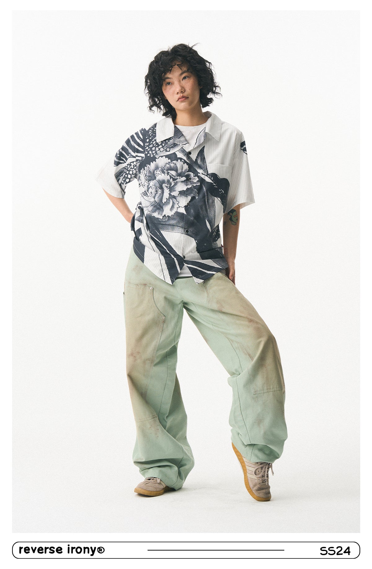 Sketch Flower Graphic Shirt