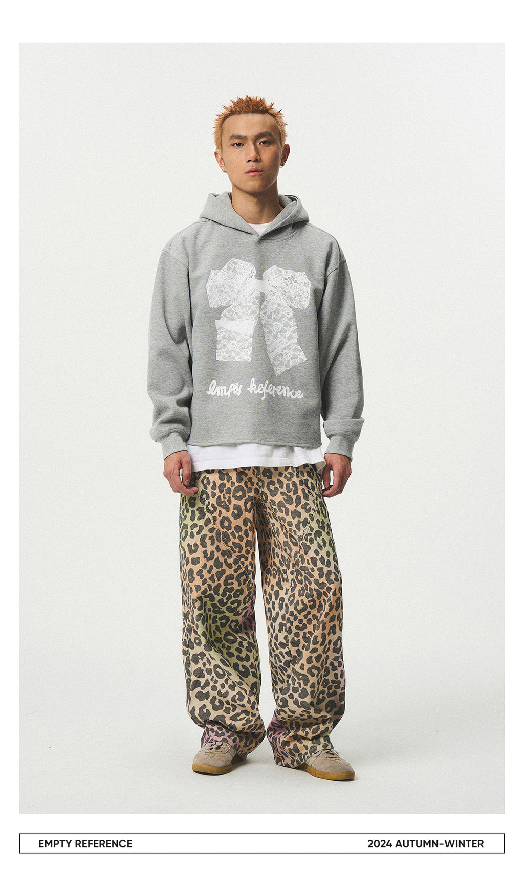 Lace Bow Graphic Sweatshirt