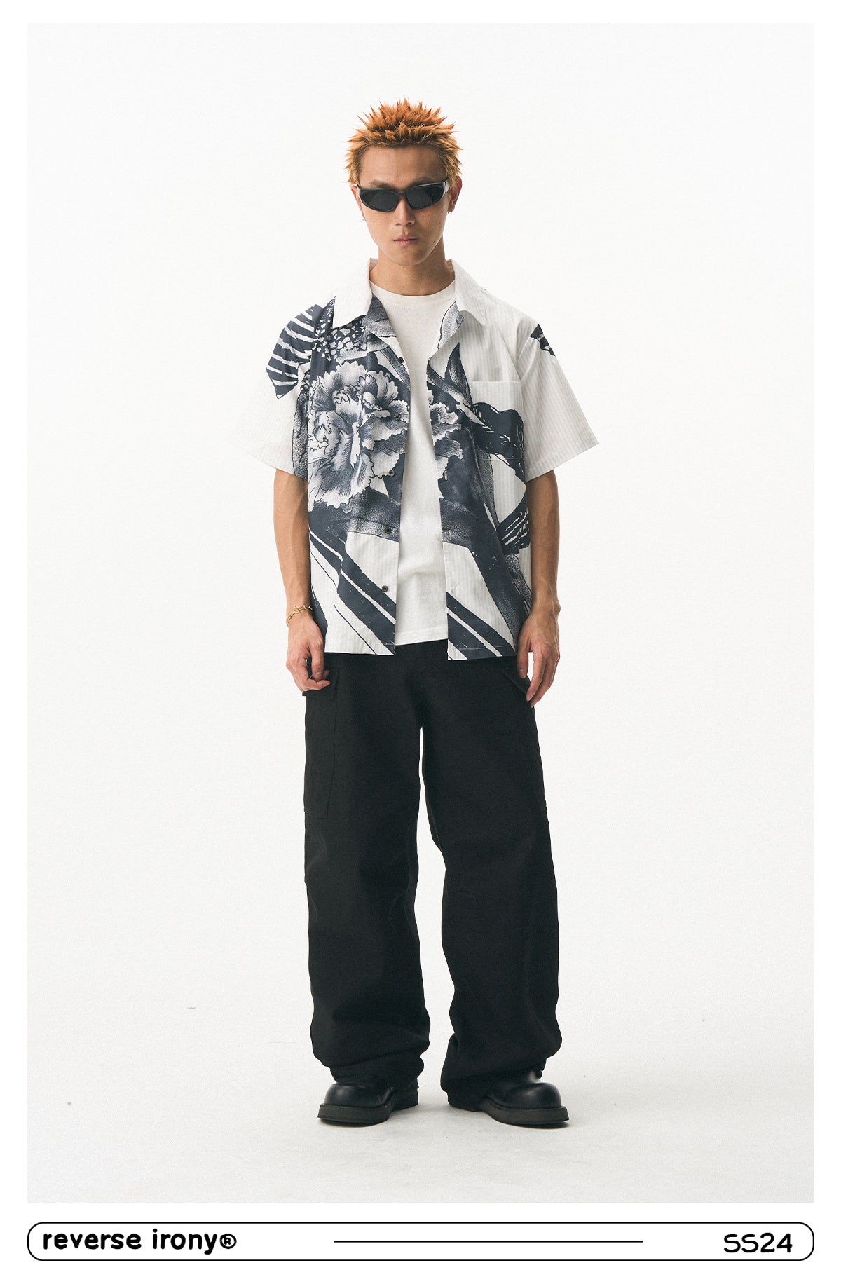 Sketch Flower Graphic Shirt