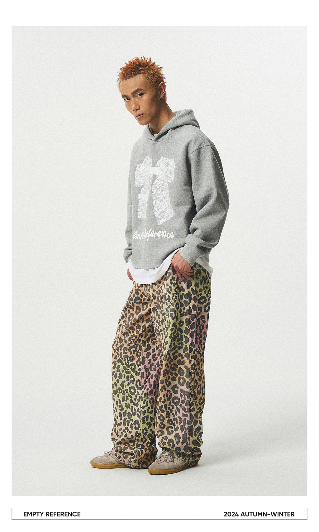Lace Bow Graphic Sweatshirt