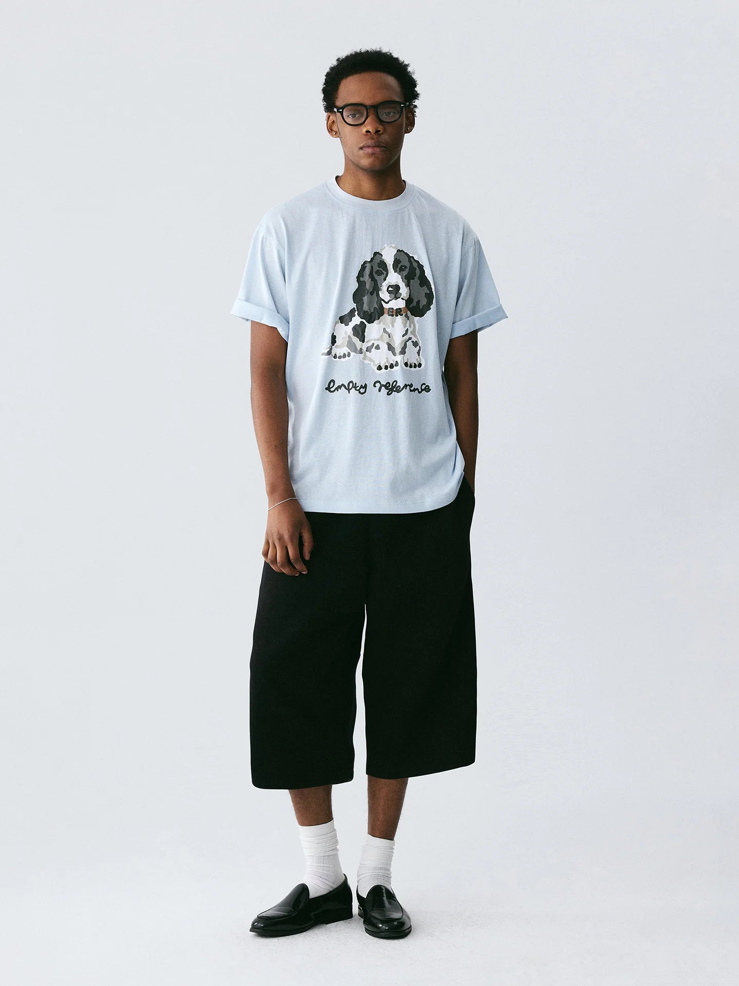The Resting Spaniel Tee - Sky-Blue Snow Fabric