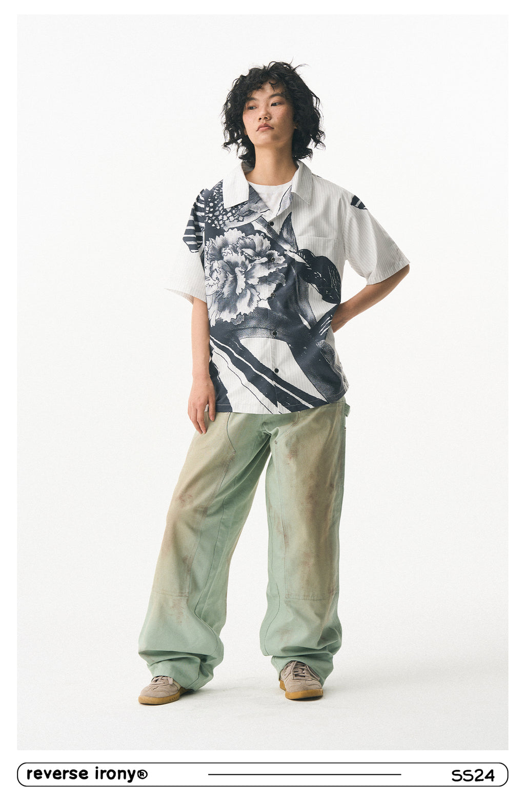 Sketch Flower Graphic Shirt