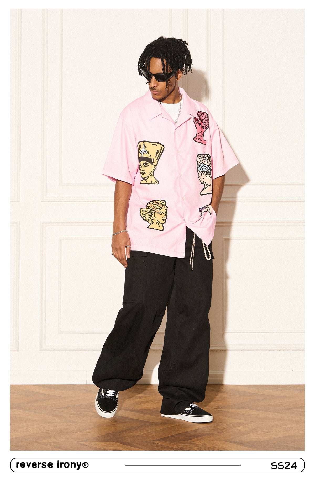 Roman Bust Graphic Shirt - Empty Reference