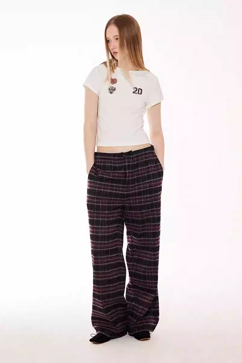Badge Graphic Cropped Tee