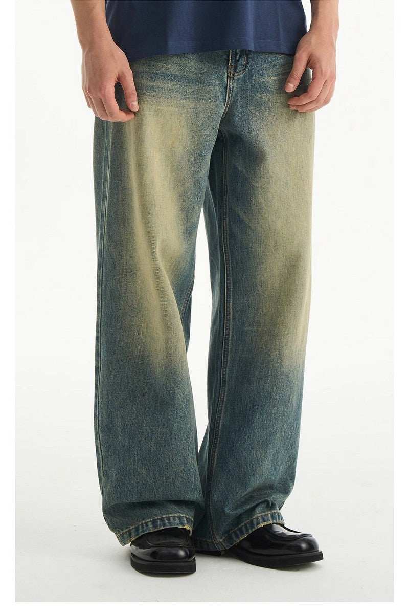 Washed Whisker Pleated Relaxed Jeans - Empty Reference