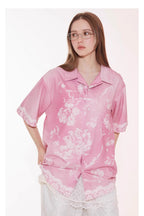 Gradient Lace Graphic Shirt