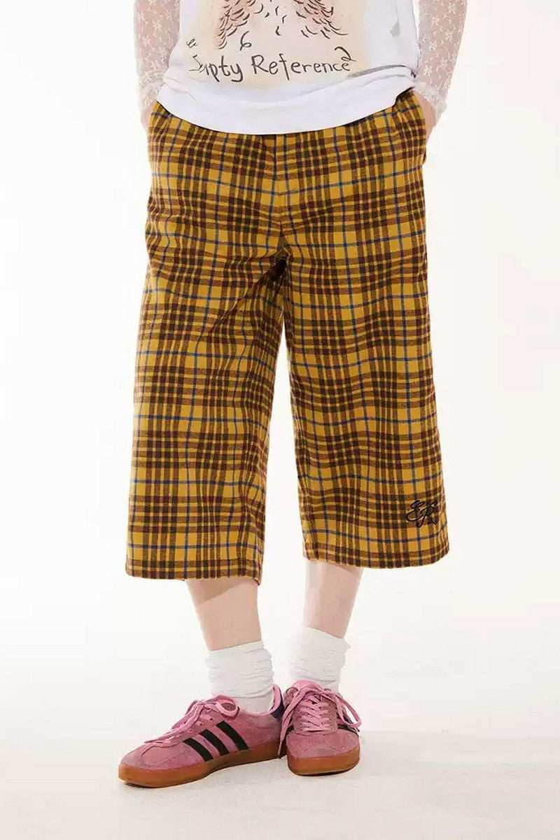 Plaid Embroidered Loose Shorts - Empty Reference